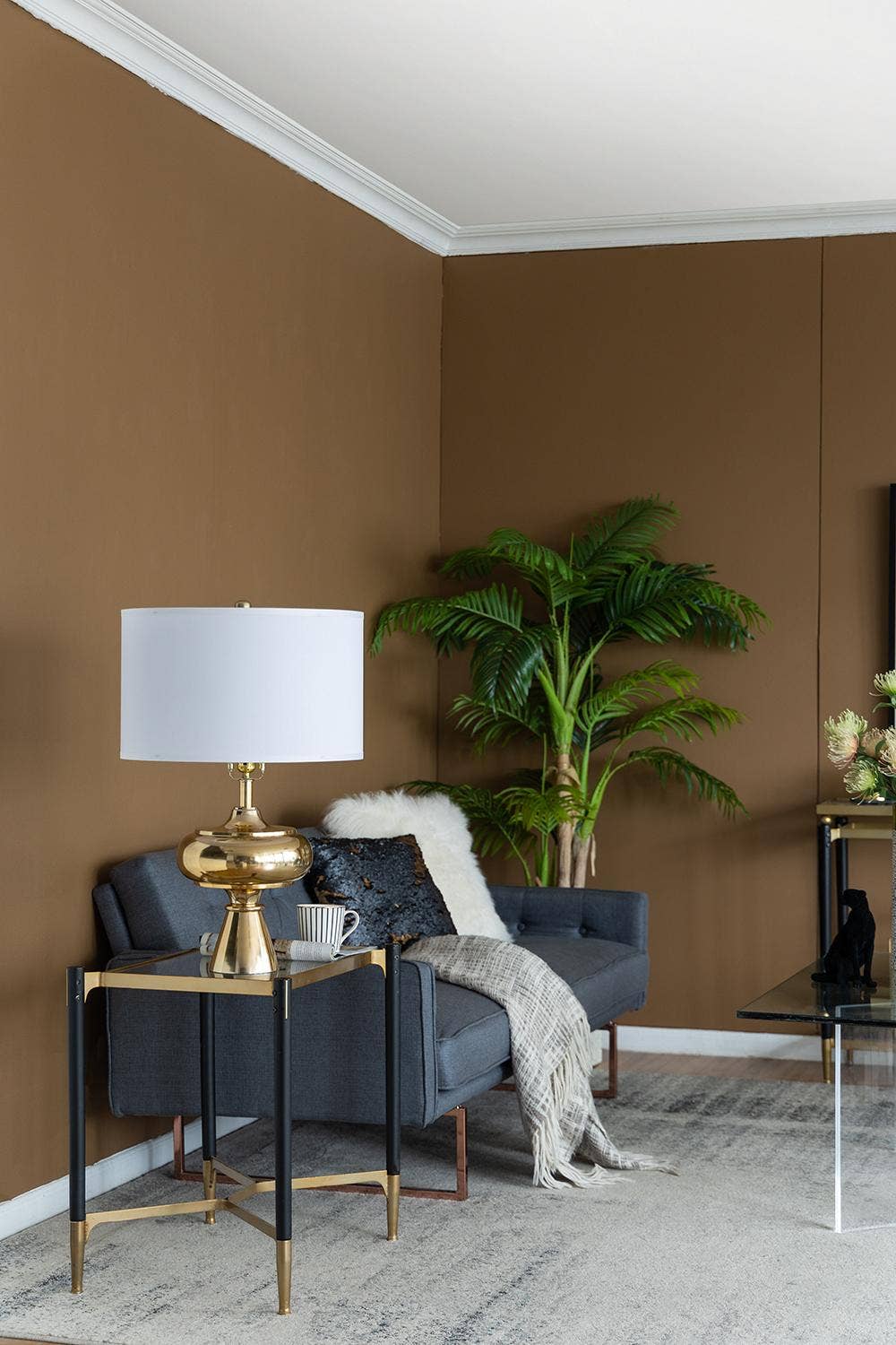 A&B Home Group Inc. - Wholesale Accent/Desk Lamp - D18x27.5" Aluminum Table Lamp - Gold/White8