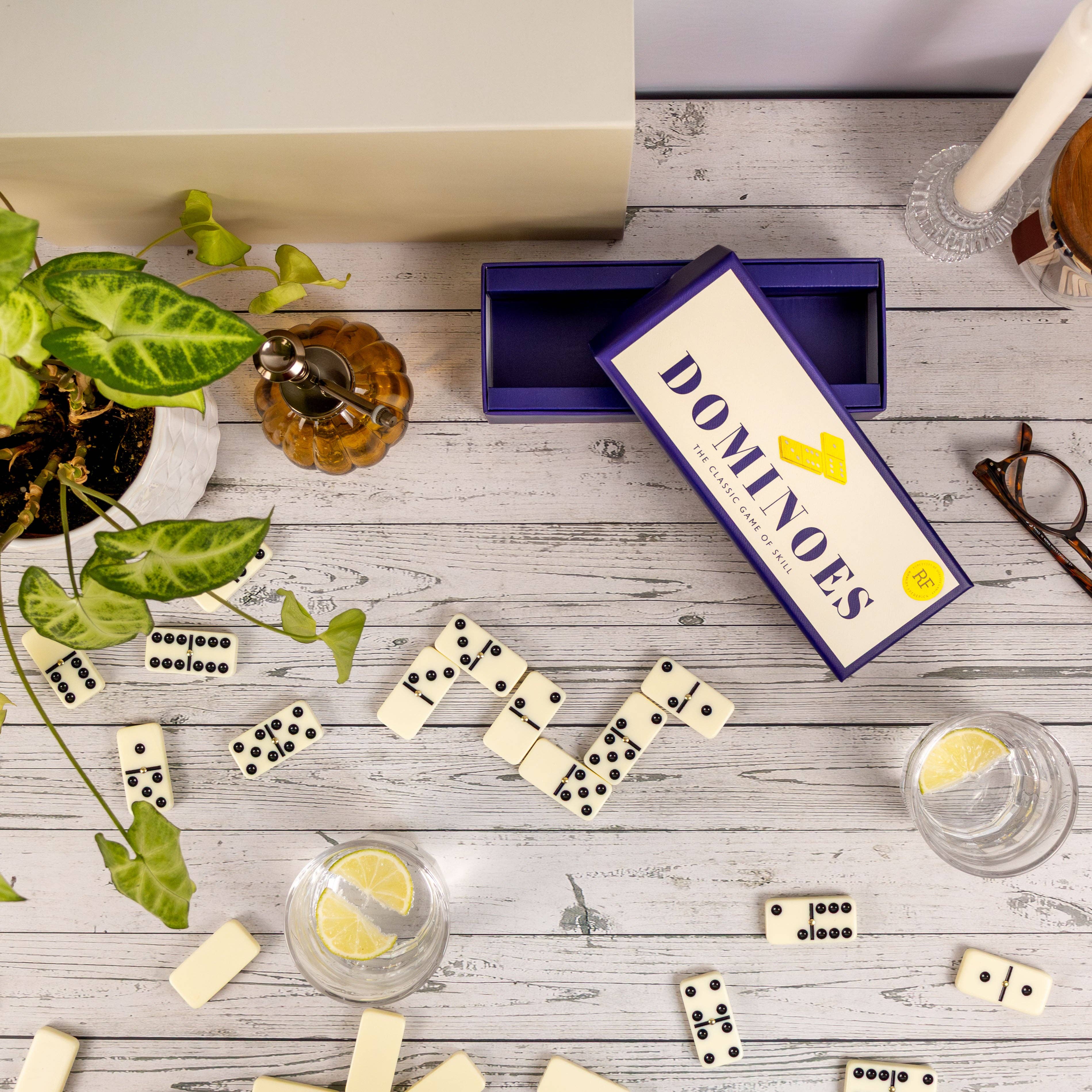 Robert Frederick Ltd - Wholesale Board Game - Dominoes - Classic Family Game in Gift Box2