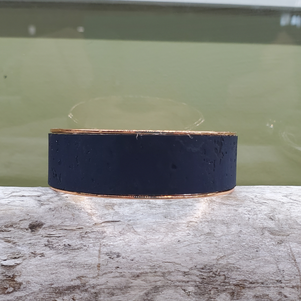 Gem Lounge Jewelry – Großhandel Manschettenarmband – Armband aus Kork Roségold dickes Manschettenarmband15