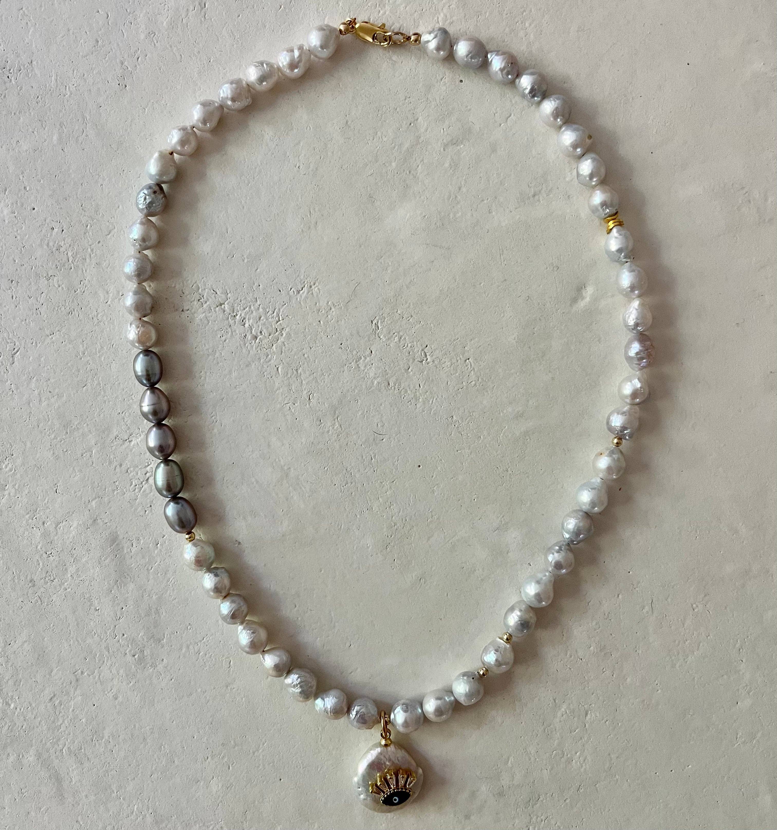 House of Olia - Wholesale Pendant/Charm Necklace - Kolmo Grey Pearls & Pearl Evil Eye Pendant Necklace1