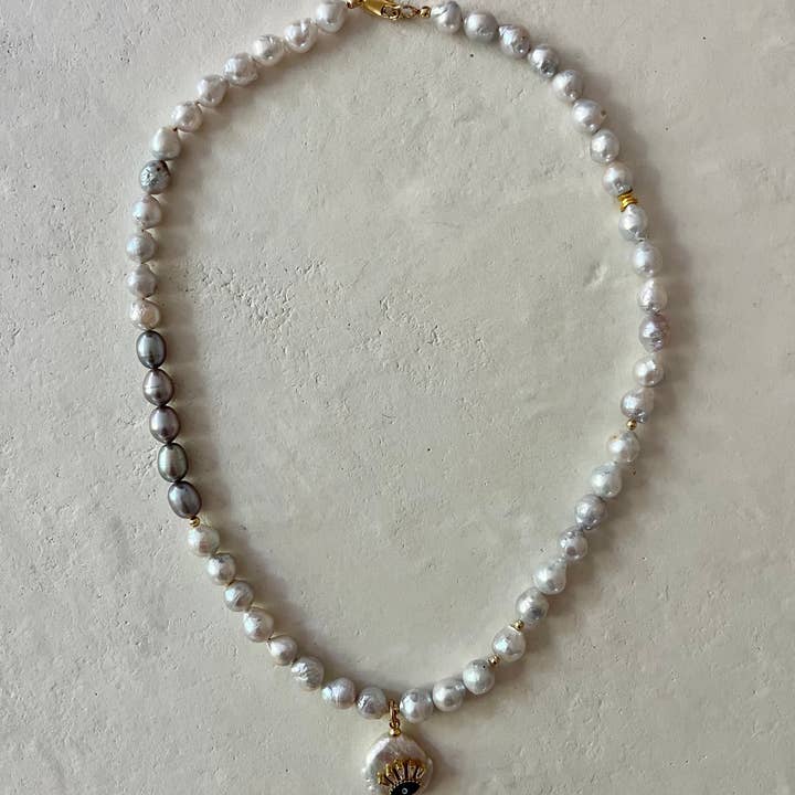 House of Olia - Wholesale Pendant/Charm Necklace - Kolmo Grey Pearls & Pearl Evil Eye Pendant Necklace1