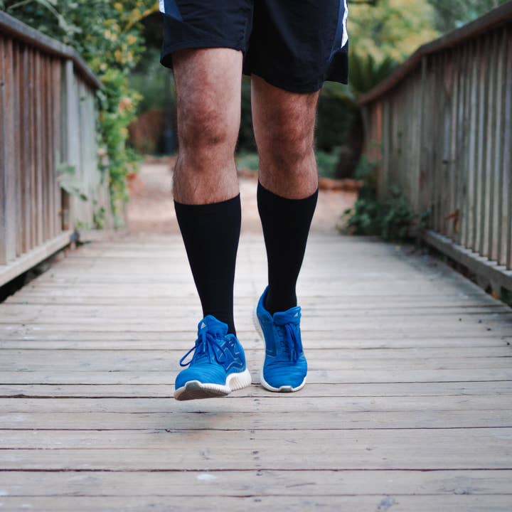 Kalcetin.es - Wholesale Socks - Unisex - Black compression socks1