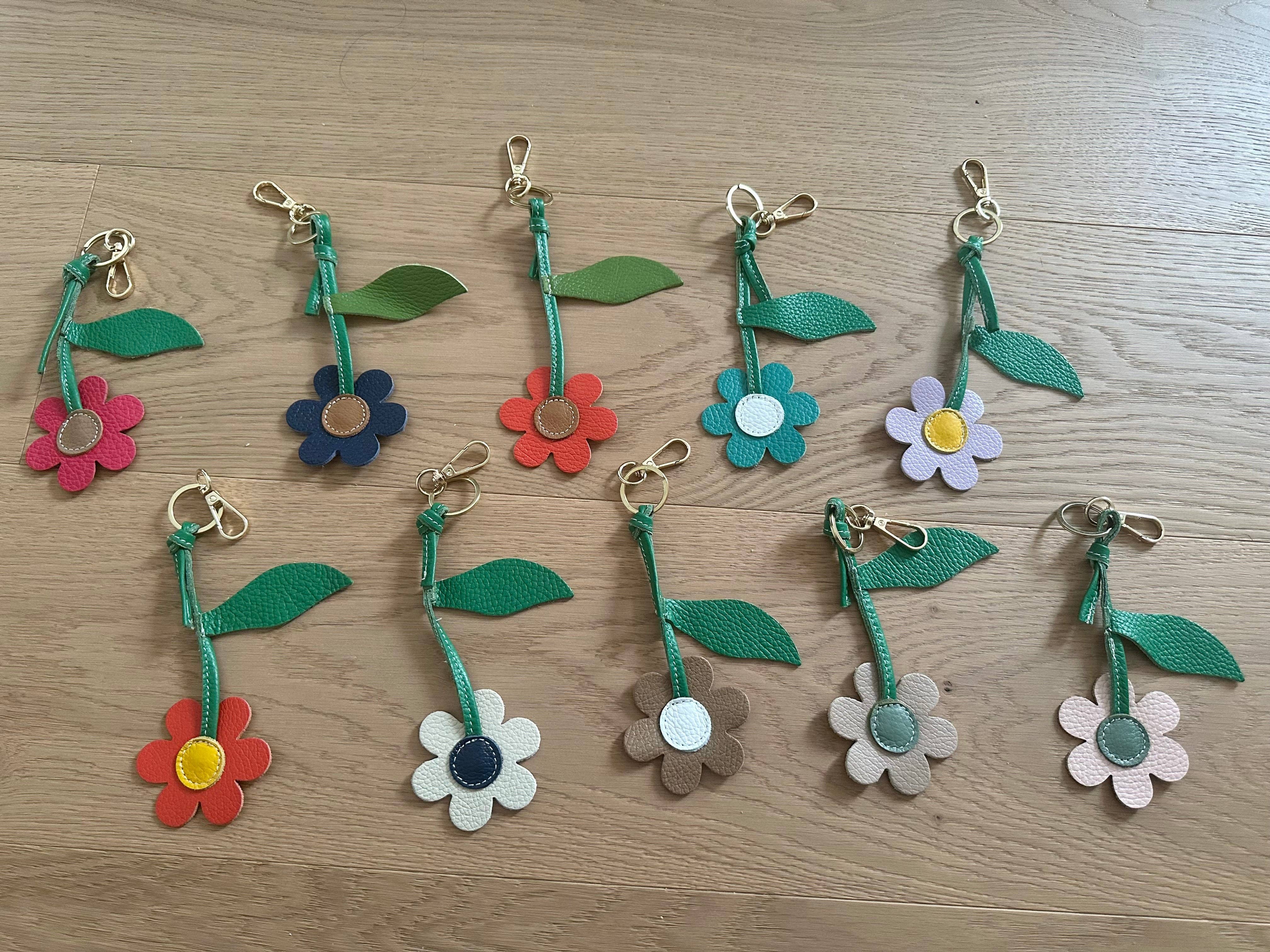 Zhade - Wholesale Keychain - Women's - Flower keychain - Genuine leather3