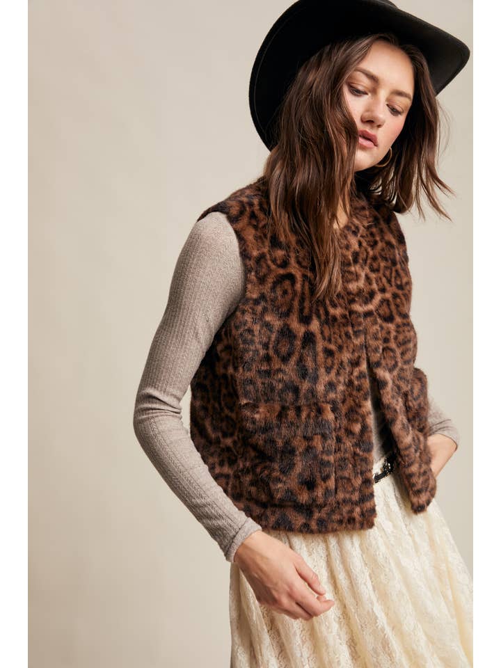 Listicle - Wholesale Outerwear Vest - Women's - Faux Fur Leopard Vest24
