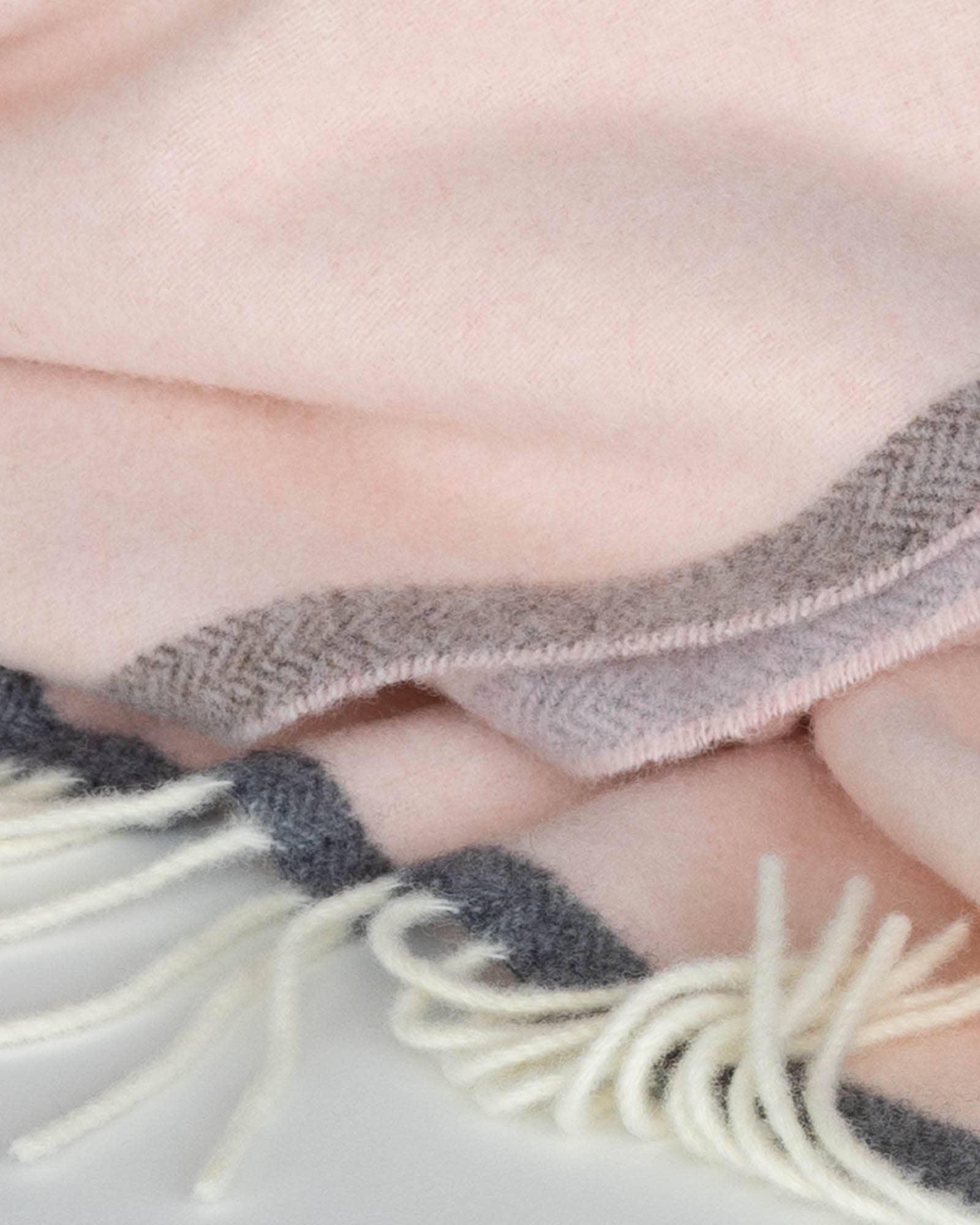 MoST - Vendita all'ingrosso Plaid - Coperta in Merino/cashmere MILANO Rosa Orlo2