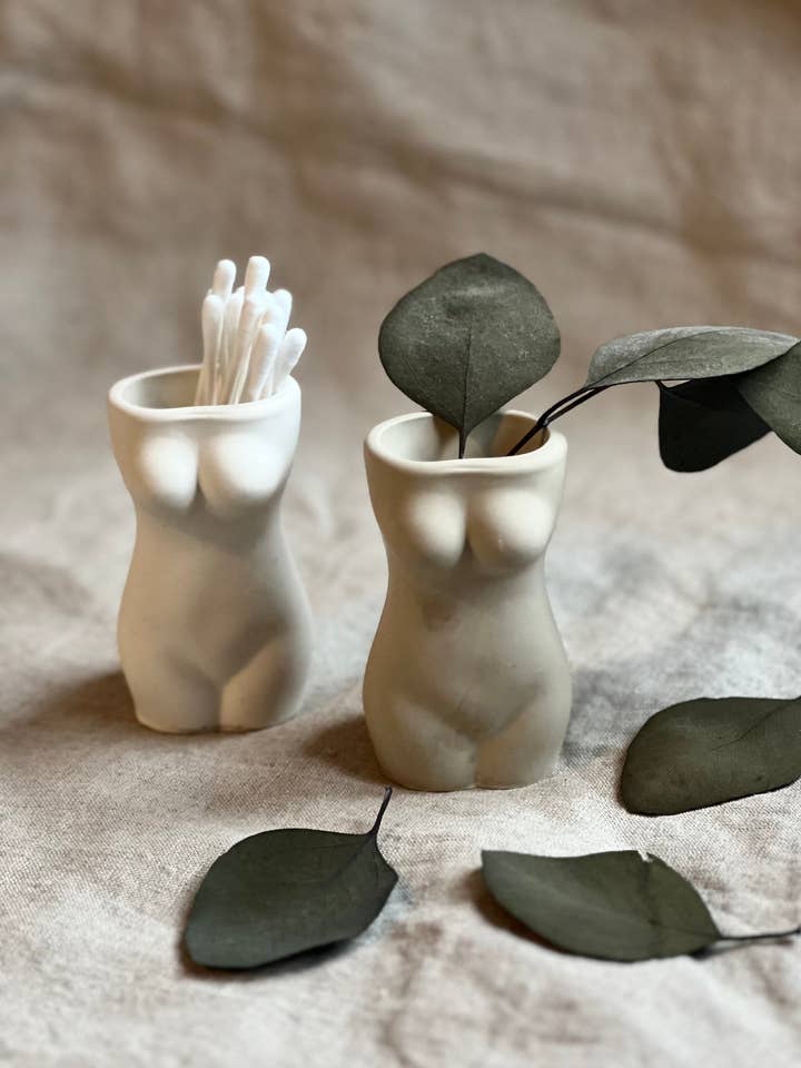 Body pot pour femme pour la vente par EMB Pretty