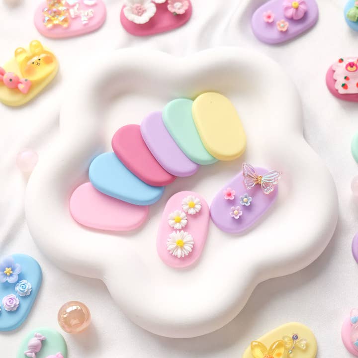Lot de 4 pinces à cheveux en forme de macaron pour la vente par Moon Bunny