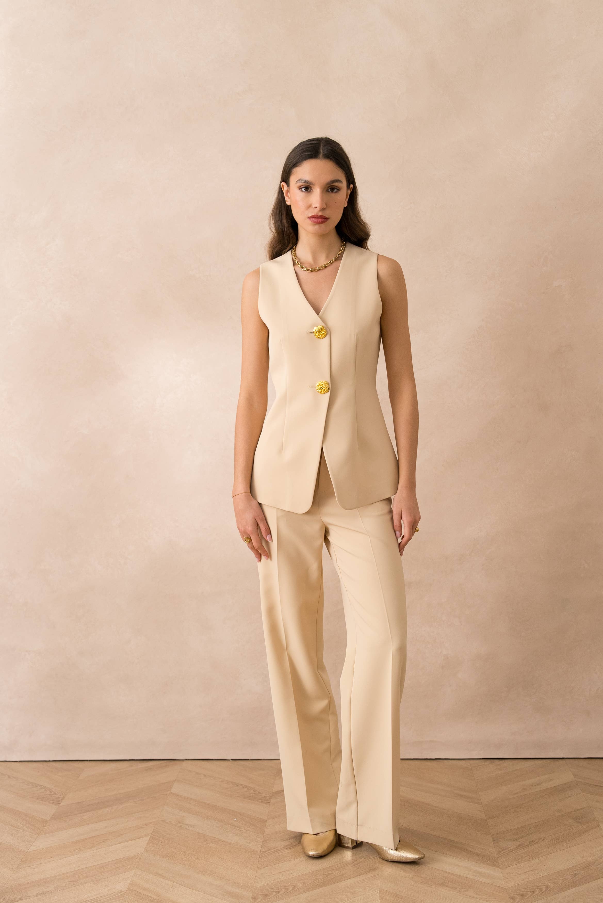 Attentif Paris - Wholesale Suit Vest - Women's - [Timeless] Long sleeveless vest with textured gold buttons43
