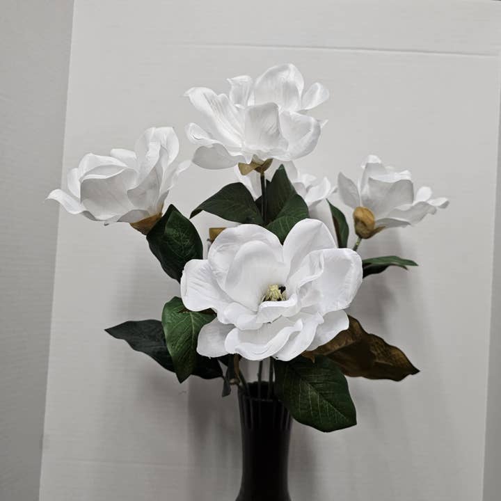 Gary's Wholesale - Wholesale Artificial Flowers - Magnolia Bush