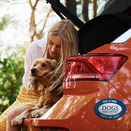 Dog Speak – wholesale Magnet – Oval flexibel magnet - Öl är bra. Hundar är fantastiska.1