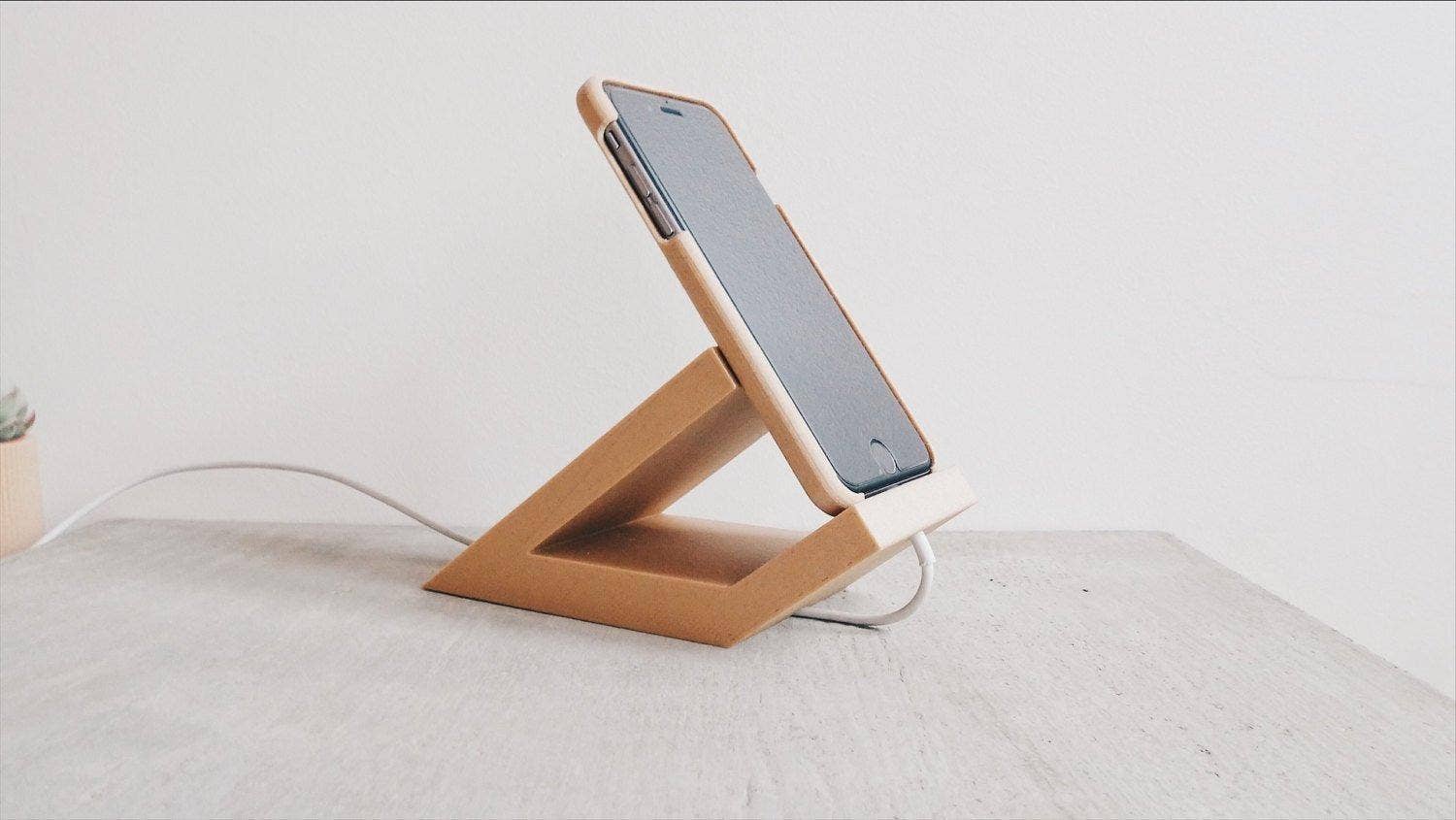 MINIMUM DESIGN - Wholesale Charging Dock - KONTOR Stand1