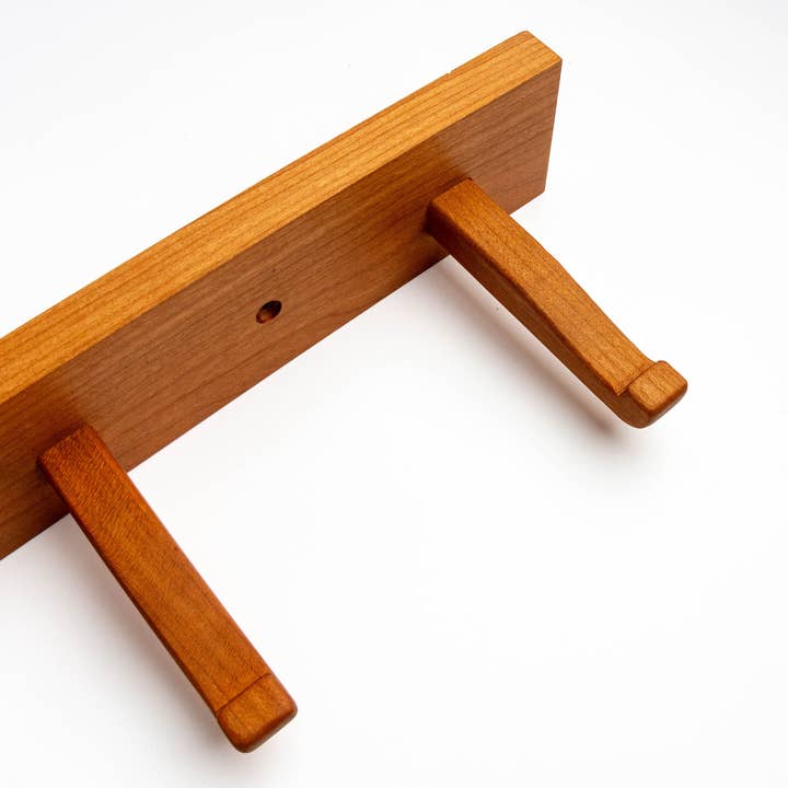 Riel de Pared con Ganchos — Colección Colonial Williamsburg al por Mayor para venta al por mayor de Sunhouse Craft