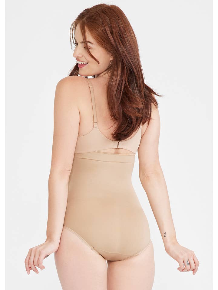 Yummie - Wholesale Shapewear - Women's - Seamless Solutions - High Waist Shapewear Brief - Plus Sizes6