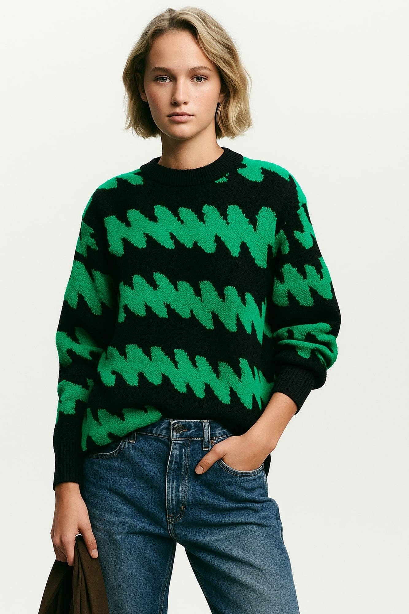 Siyah PULL À COL ROND À MOTIFS OVERSIZE en vente sur Faire0