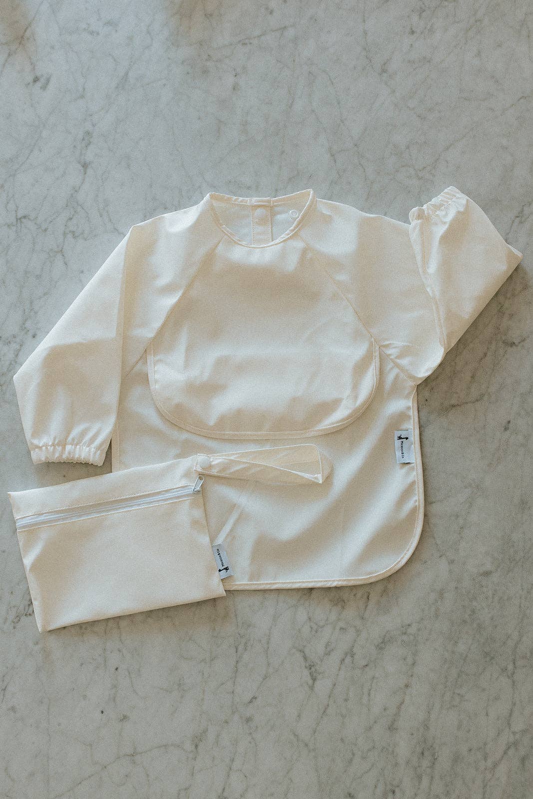 Micasso & Co - Wholesale Apron - Kids - Long-sleeve bib with integrated pocket25