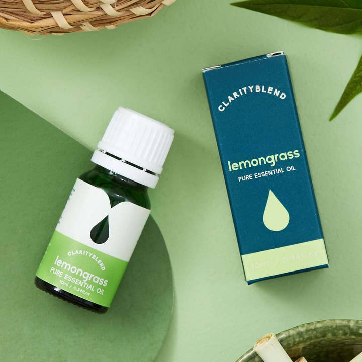 Olio essenziale puro di citronella per la vendita all'ingrosso da parte di Clarity Blend Aromatherapy