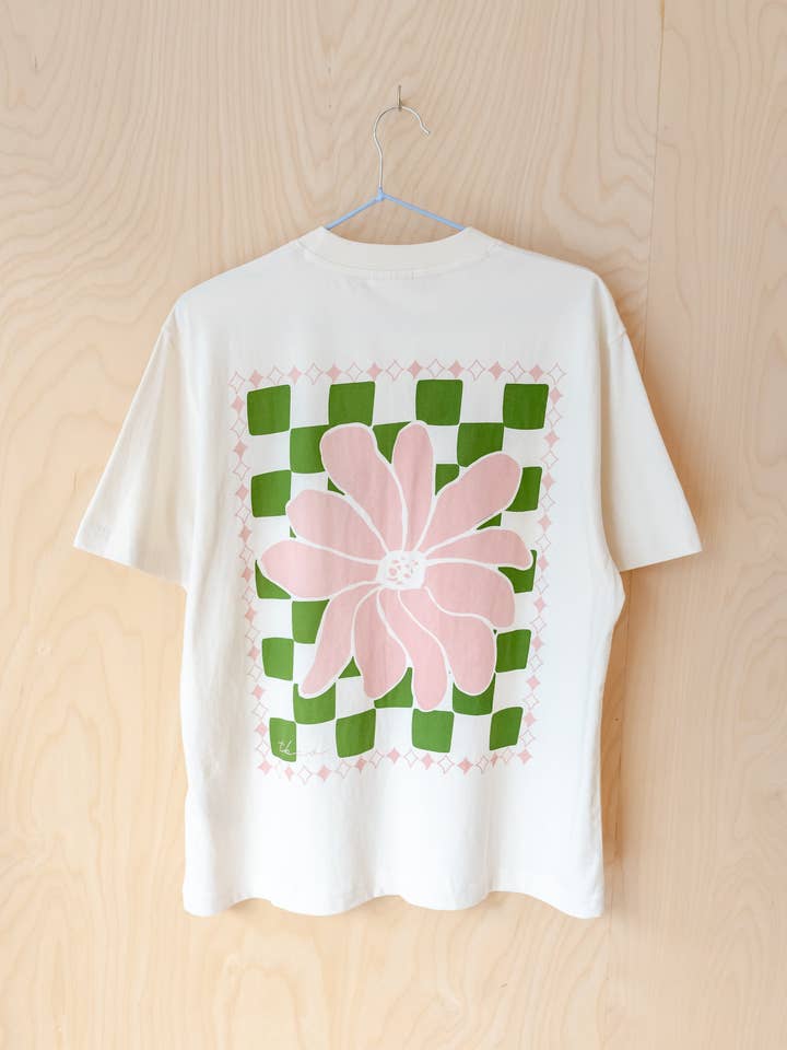 TBCo - Wholesale T-Shirt (Graphic) - Women's - Cotton T-Shirt in Ecru Flora