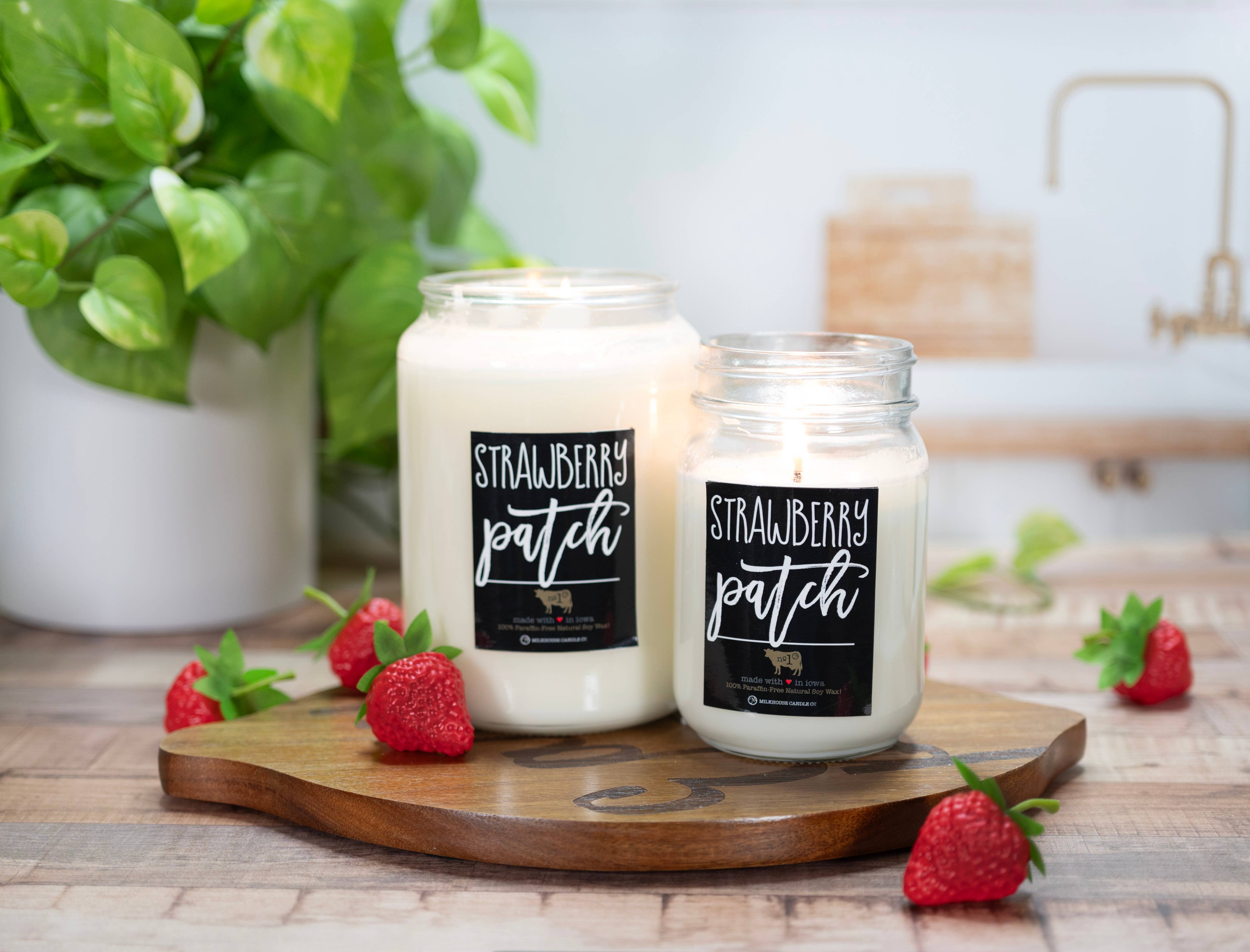 Milkhouse Candle Company - Wholesale Jar/Filled Candle - 13 oz Mason Jar Candle: Strawberry Patch4