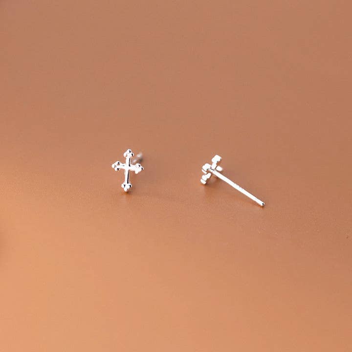 Perimade & Co. LLC – wholesale Stud/post earrings – Tiny Small Dainty Cross Stud Earrings in 925 Sterling Silver