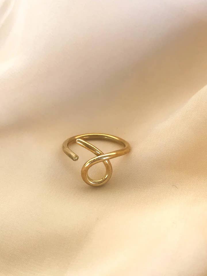 Mar ring (Forgyldt) for engroshandel hos Dos Pinceles