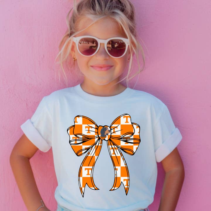 JEUNESSE Vols Coquette Checker Bow Tee Tennessee pour la vente par Gia Gifts Boutique