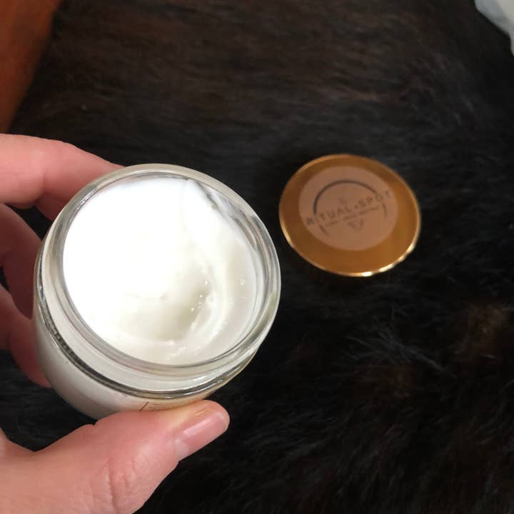 Jasmine Spruce Rose Otto Loção de Luxo para Rosto e Corpo por atacado de SKEI Botanicals