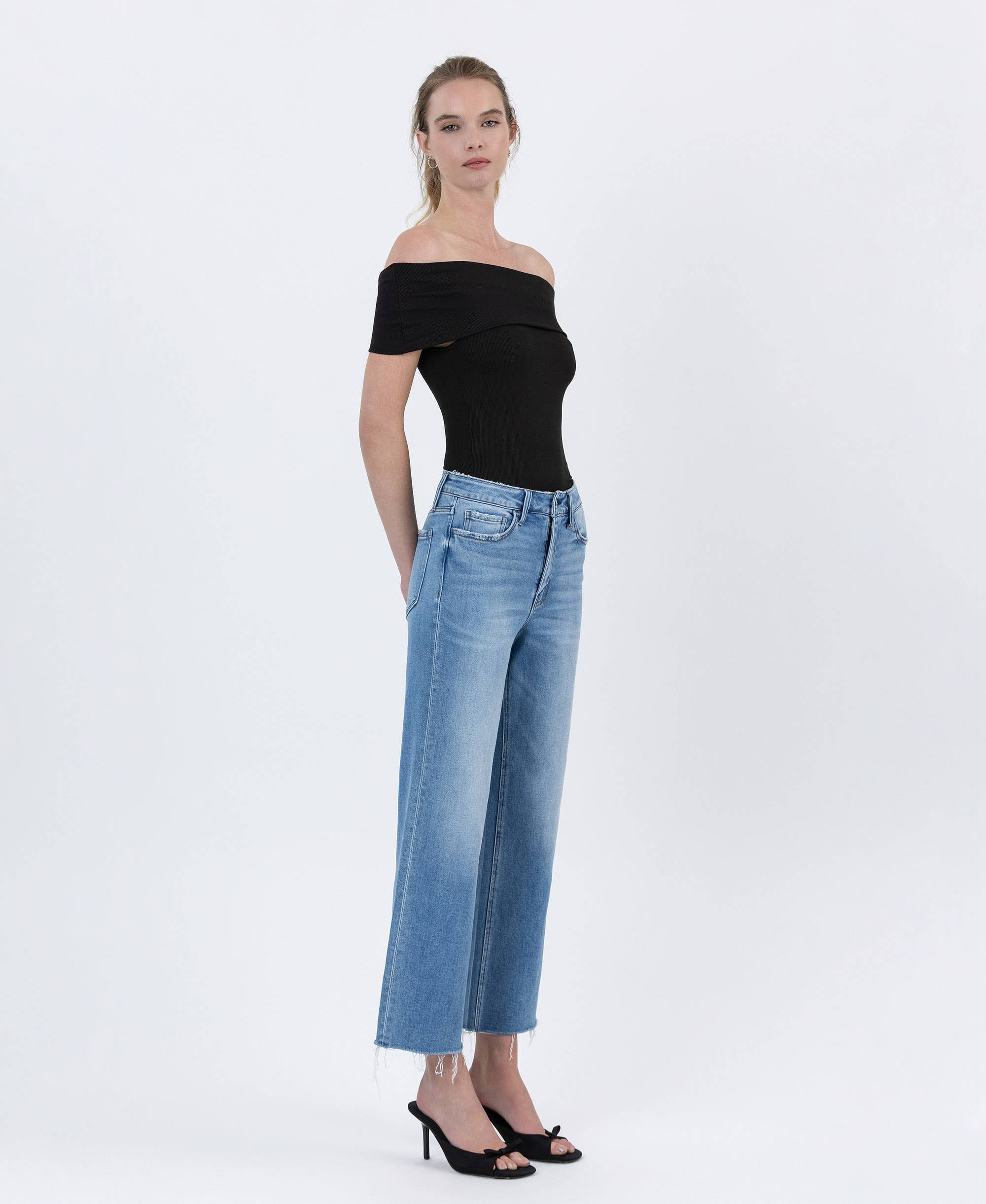 WELL BALANCED HIGH RISE RAW HEM CROP SLIM WIDE JEANS F6086 for wholesale on Faire3