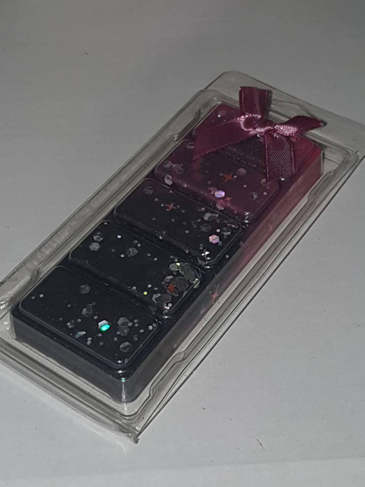 Diamond Flower Wax Melt Snap Bar for wholesale by The Smelly Unicorn