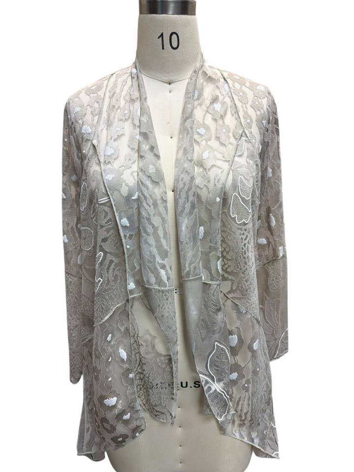 Cardigan ouvert gris décoratif patchwork pour femmes pour la vente par Rising International Inc