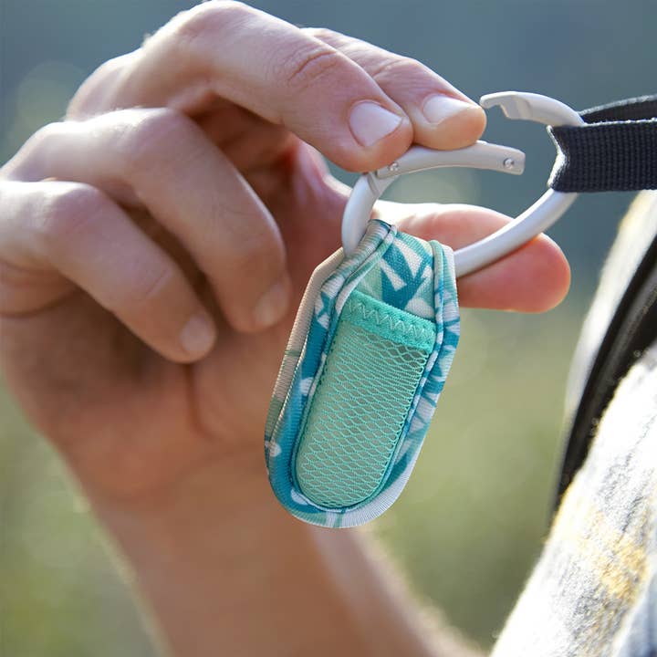 PARA'KITO USA CORP. - Wholesale Insect Repellent - Natural Mosquito Repellent Clip - Made in France