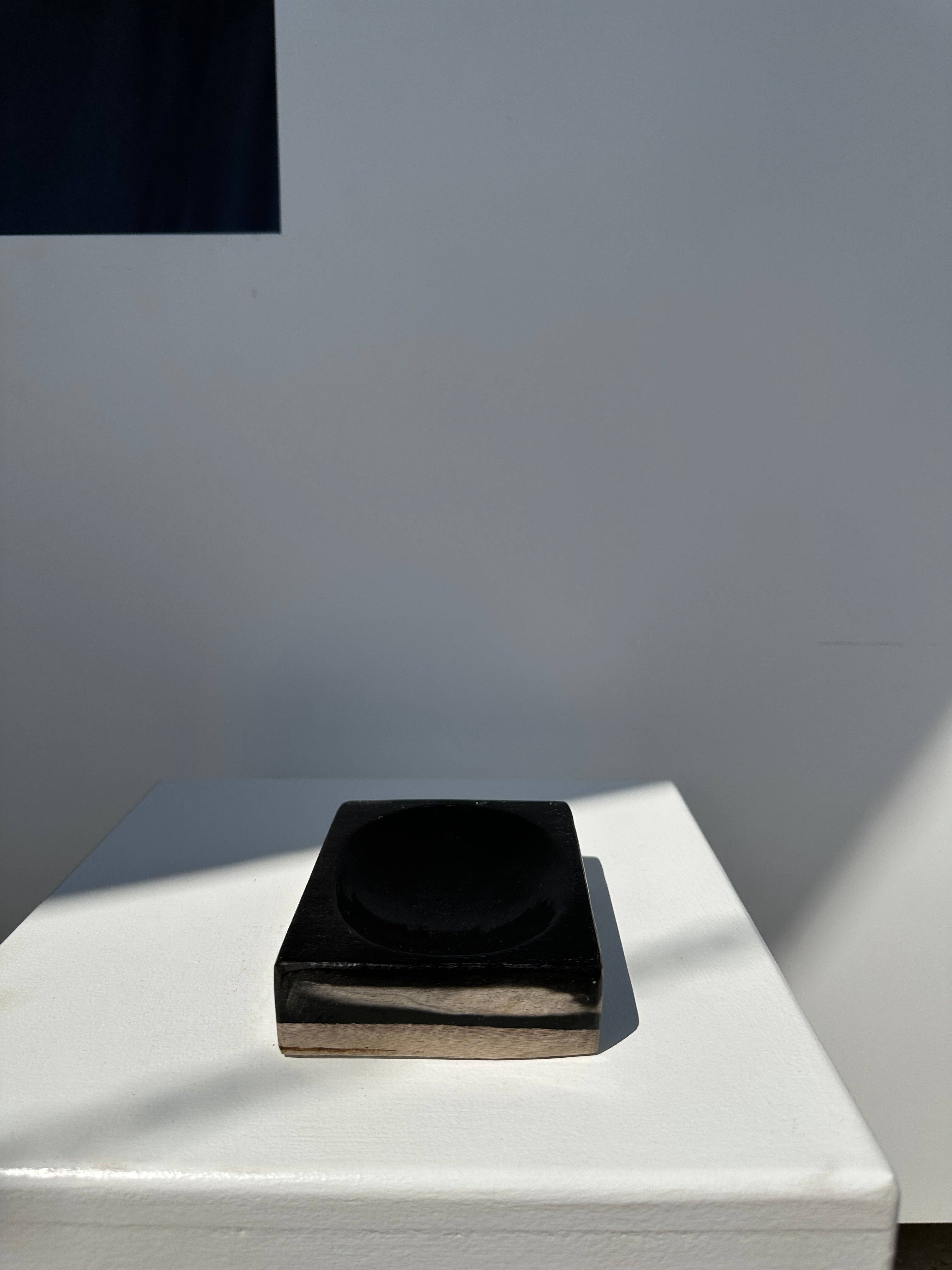 Office Objets - Wholesale Bath Soap Dish - Petrified wood soap dish with white underside15