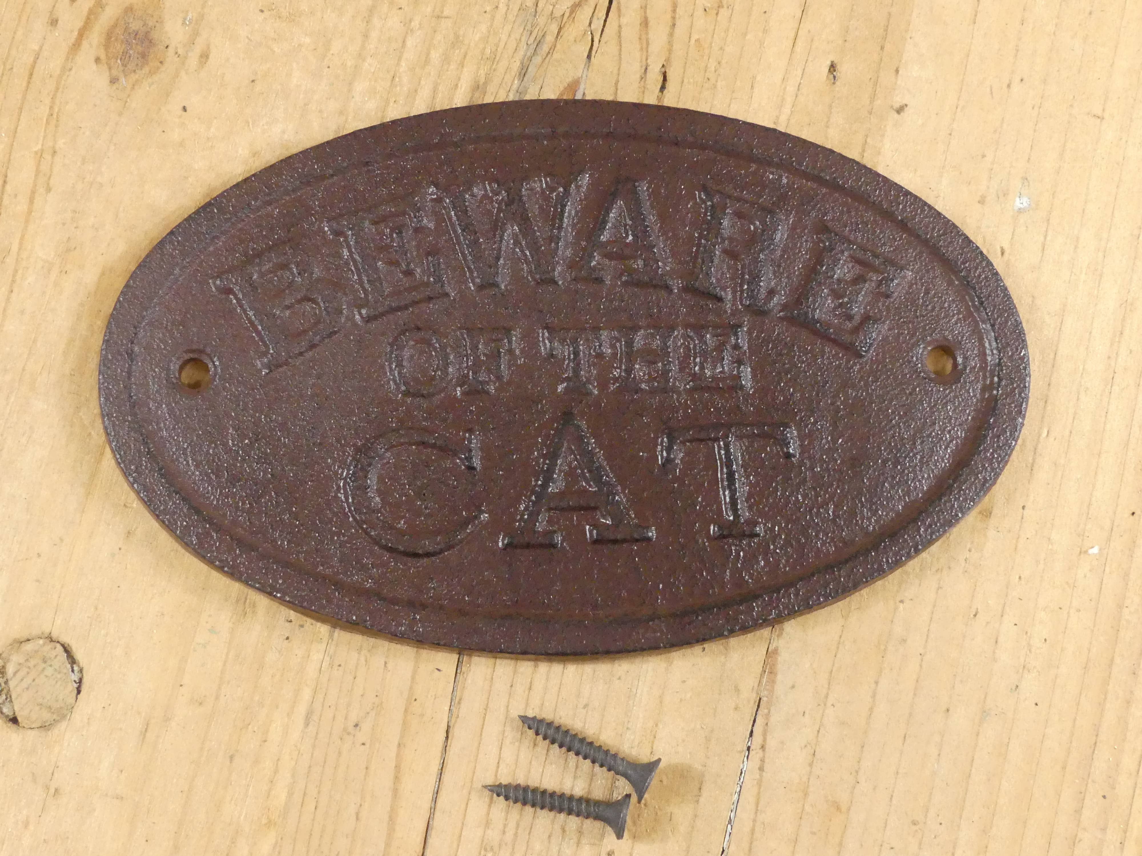 Midwest Craft House - Wholesale Sign - CAST IRON BEWARE OF THE CAT SIGN3