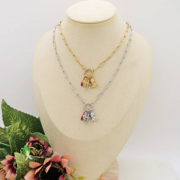 Daemon srls - Wholesale Pendant/Charm Necklace - LUCKY TEDDY ~ ACCIAIO INOSSIDABILE - Collana catena paperclip con ciondoli scaramantici, orsetto, cuore sacro e croce