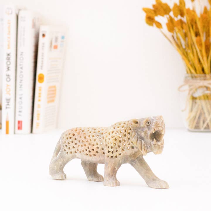 Het pronkstuk van de Imperial Cat voor wholesale door Svadia