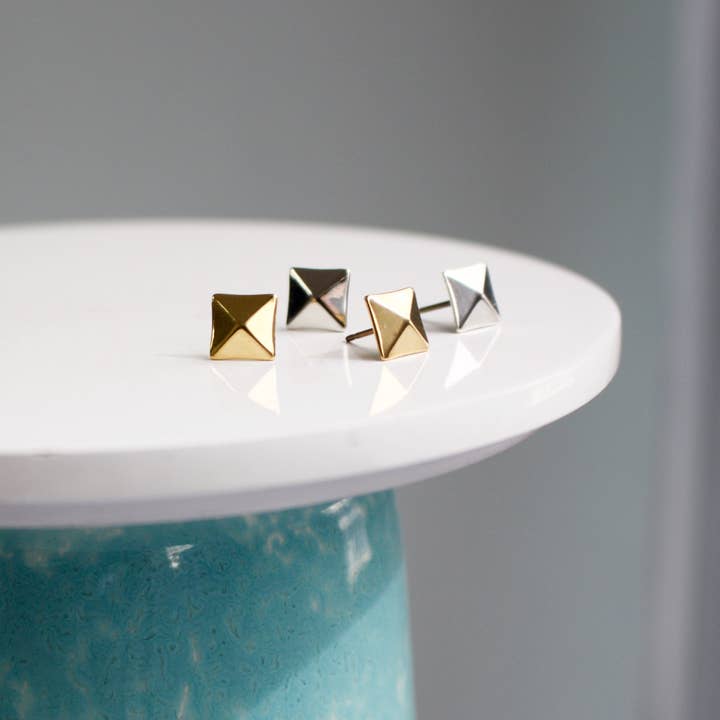 a.v. max - Wholesale Stud/Post Earrings - Square Stud Earrings