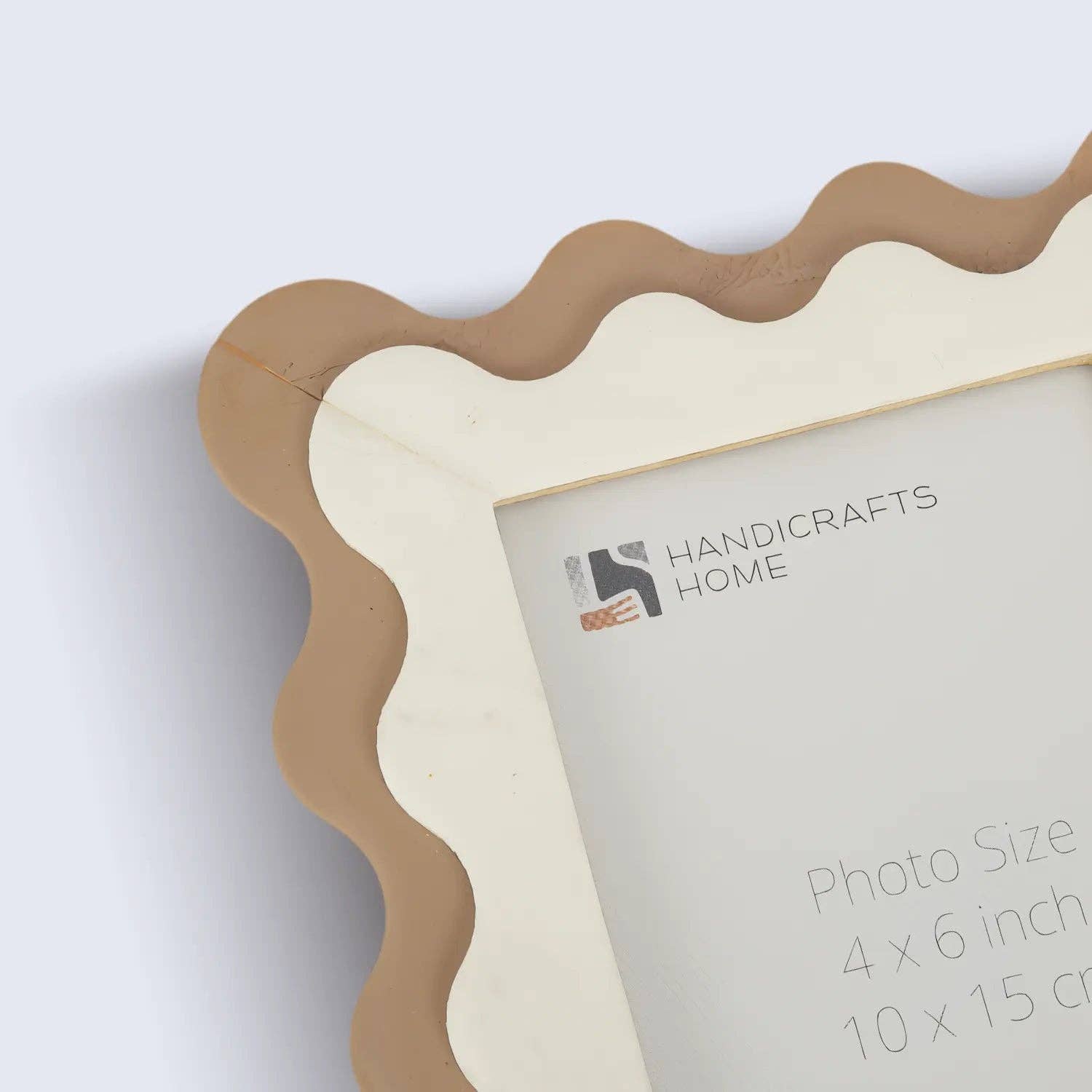 Handicrafts Home - Wholesale Picture Frame - Wave Scallop Picture Frame Brown & White - 4x6 & 5x74