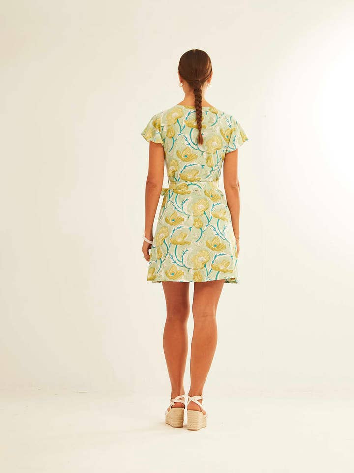 Robe à Encolure Croisée Lime Flowers pour la vente par XANTIK