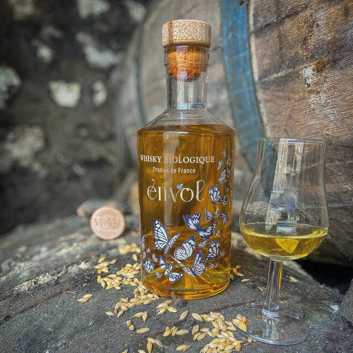 Alcools Vivant - Wholesale Whiskey - Envol Whisky - Organic Agriculture