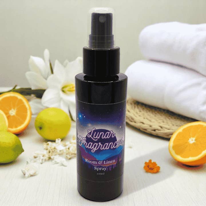 Spray de chambre Clean Sheets pour la vente par Lunar Fragrances