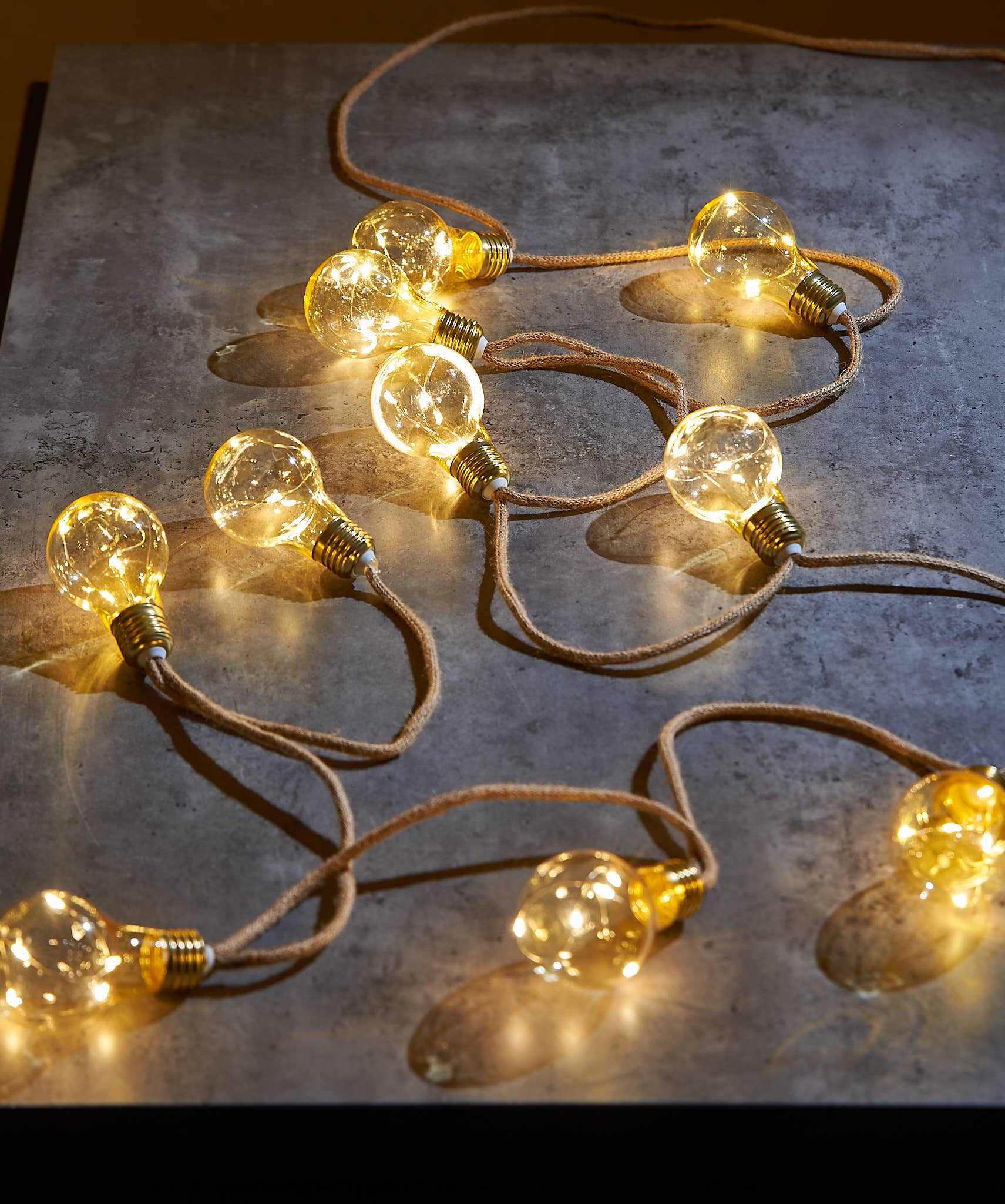 Oro Lampadine Galaxy in vendita all'ingrosso su Faire