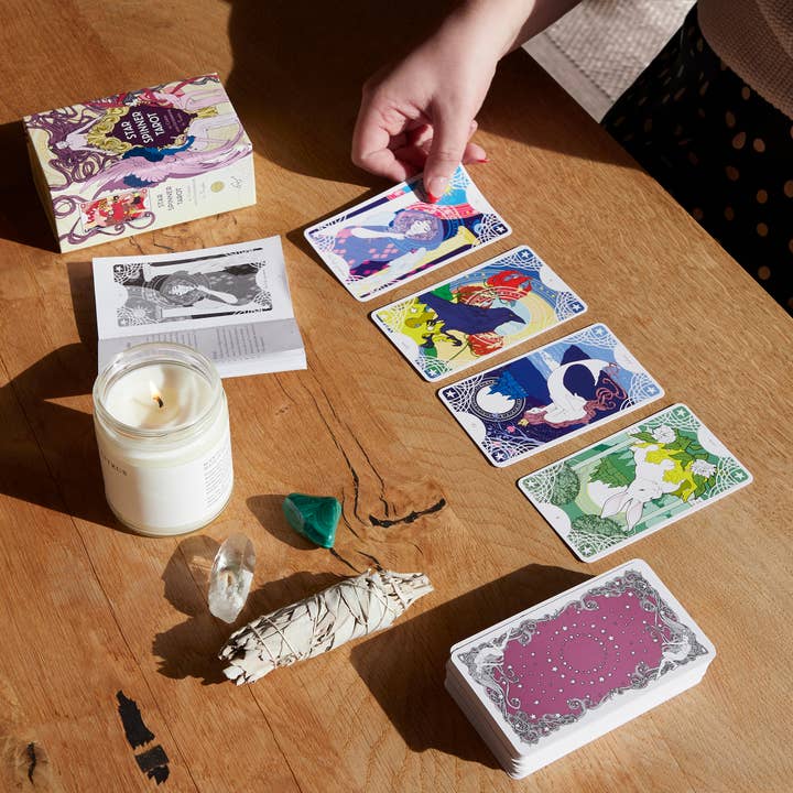 Chronicle Books - Wholesale Tarot Cards - Star Spinner Tarot11