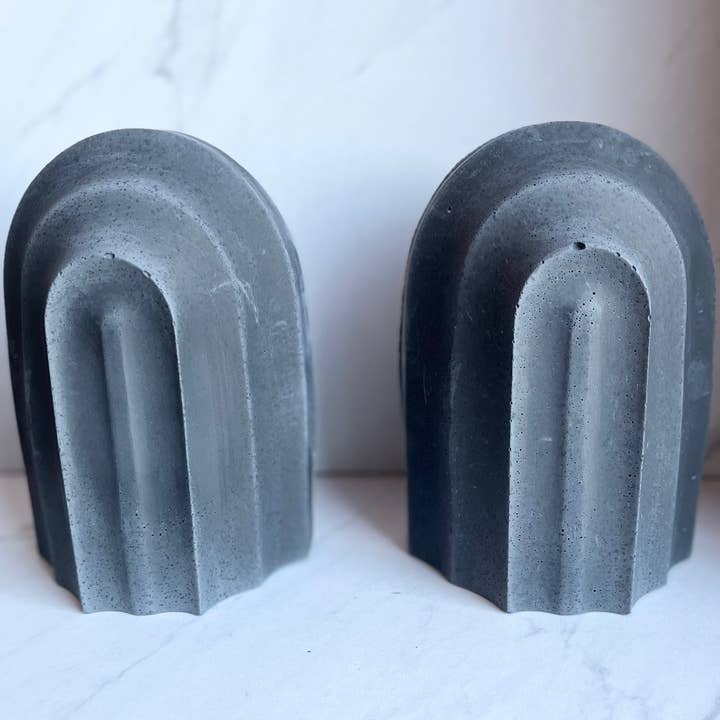 Nora - Vente Serre-livres - Serre-livres en béton arc-en-ciel5