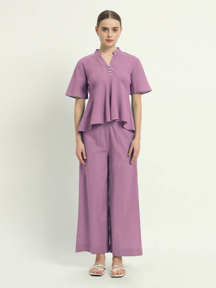 Ensemble assorti de pantalons Vortex violet Symétrie éblouissante pour la vente par Thevasa