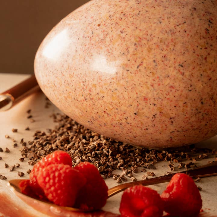 Dunkle Schokolade Osterei 70%, Himbeere und Hibiskus für den Großhandel von Cioccolato Lavoratti 1938