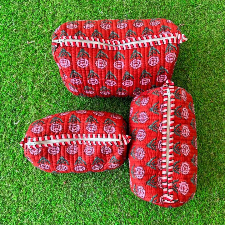 GYPSY STUDIO - Wholesale Makeup/Cosmetic Bag - Small Floral Print Bag Makeup Bag Travel Bag Cotton Quilted 0