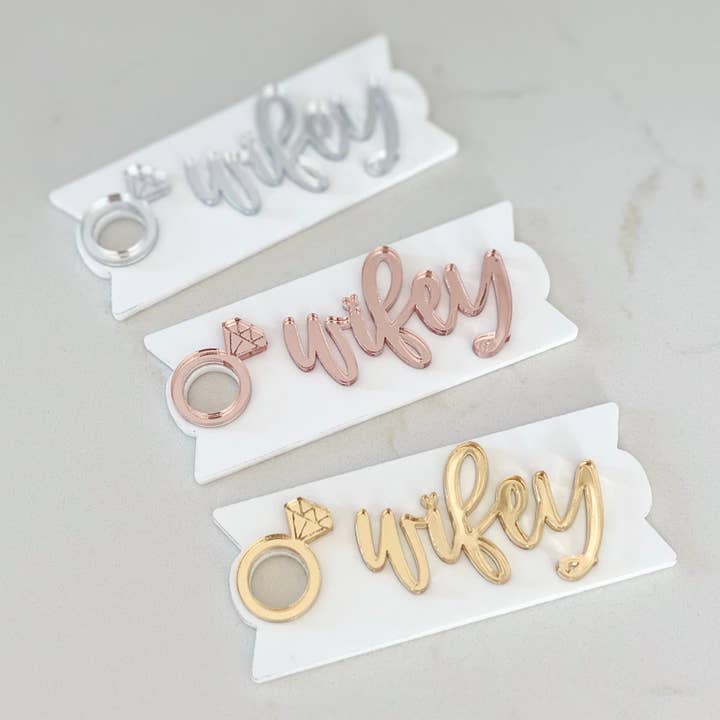 Palmy Pineapple - Wholesale Drink Topper - Stanley Cup Wifey Topper for Brides and Engaged Quencher 2.02