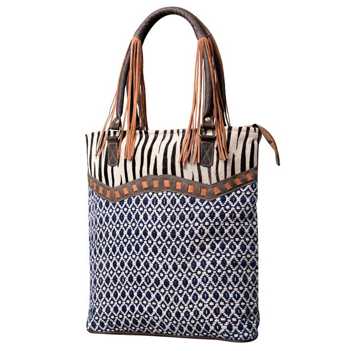 LC-KB466 Weekender Upcycled Canvas Ladies Bag for wholesale by LS Western