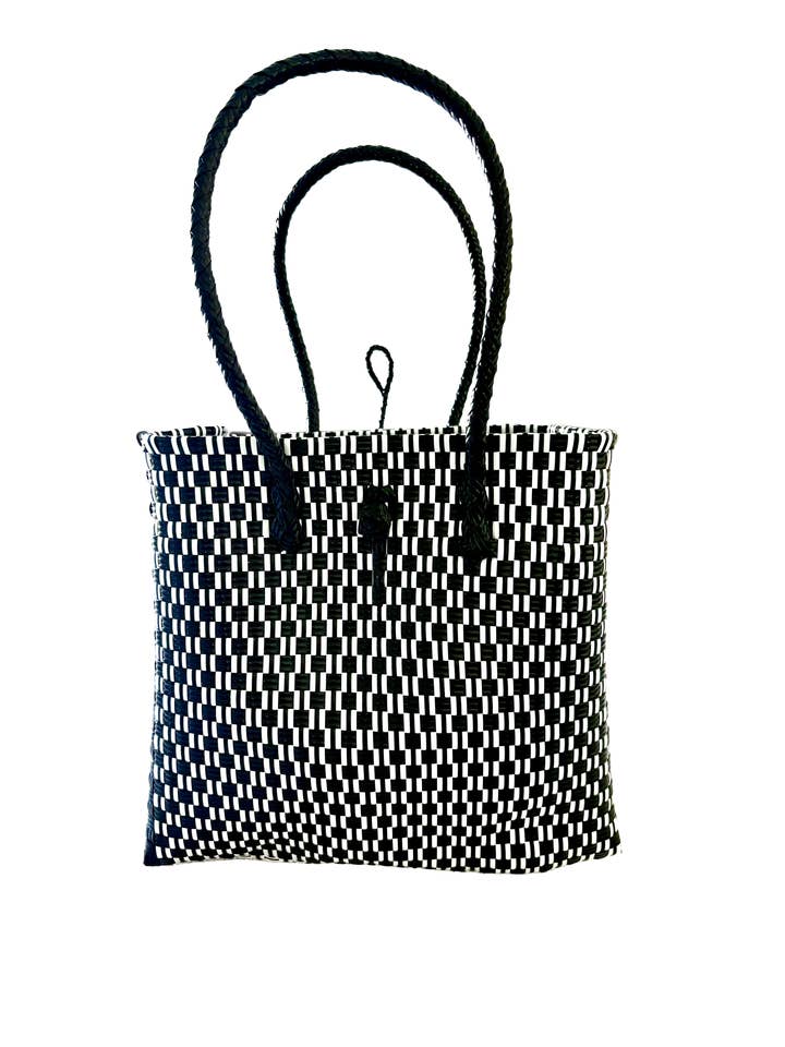 Silhouette Noir Check – Black & White Woven Tote for wholesale by Pure Di Casa