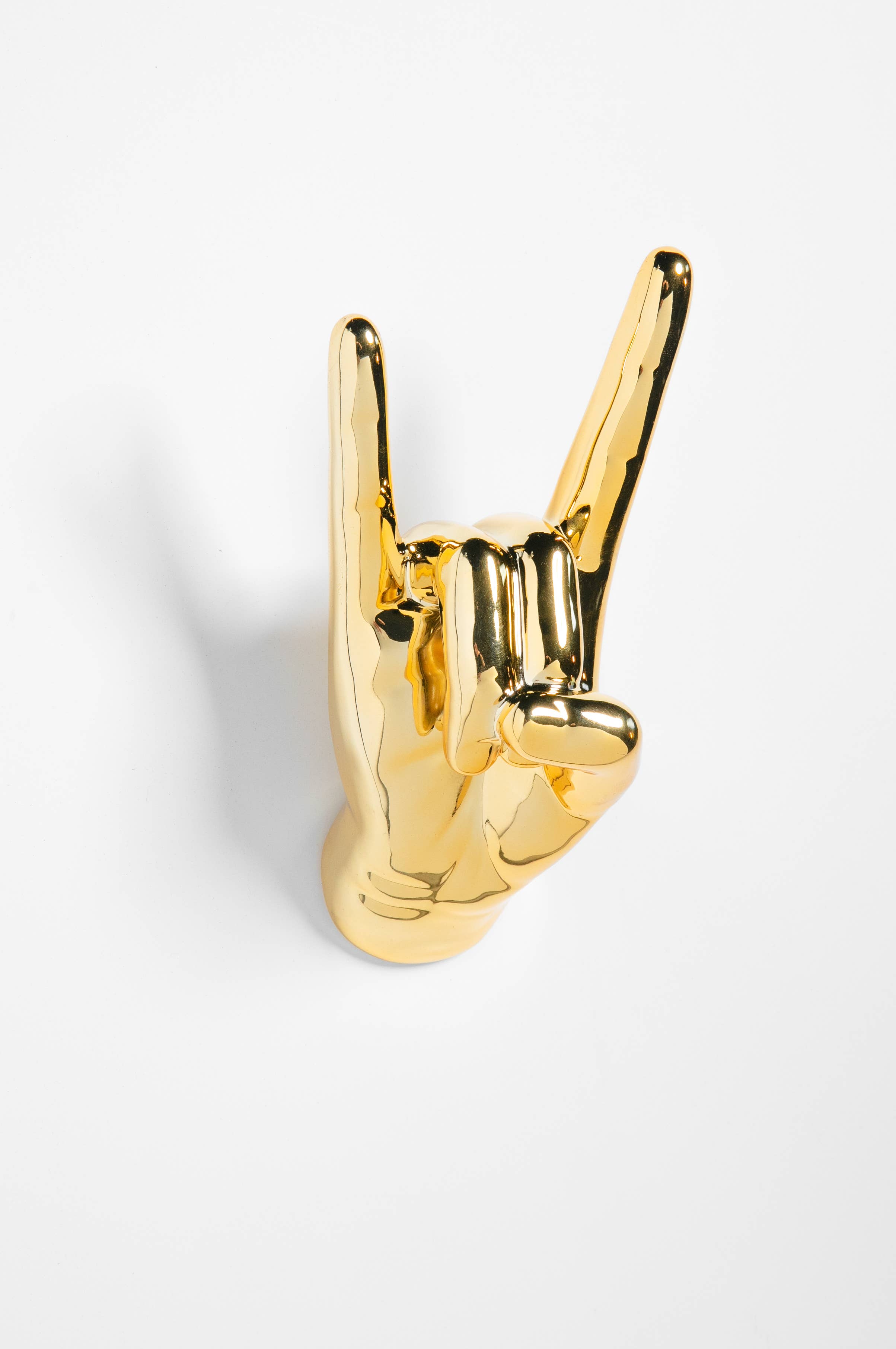 Interior Illusions Plus - Vente Décoration murale - Sculpture murale à crochet Gold Rock On Hand, 8,5 pouces de haut