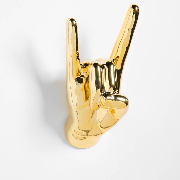 Sculpture murale à crochet Gold Rock On Hand, 8,5 pouces de haut et autres tendances Résultats pour roche décorative en vente B2B. Retours gratuits et paiement à 60 jours sur Faire sur Faire.